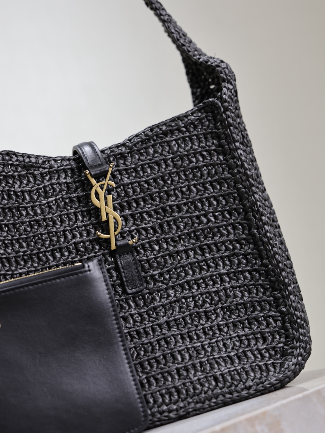 [TOP] Yves Saint Laurent YSL LE 5A7 Bag Weave Underarm Bags 23×22×8.5cm - Black