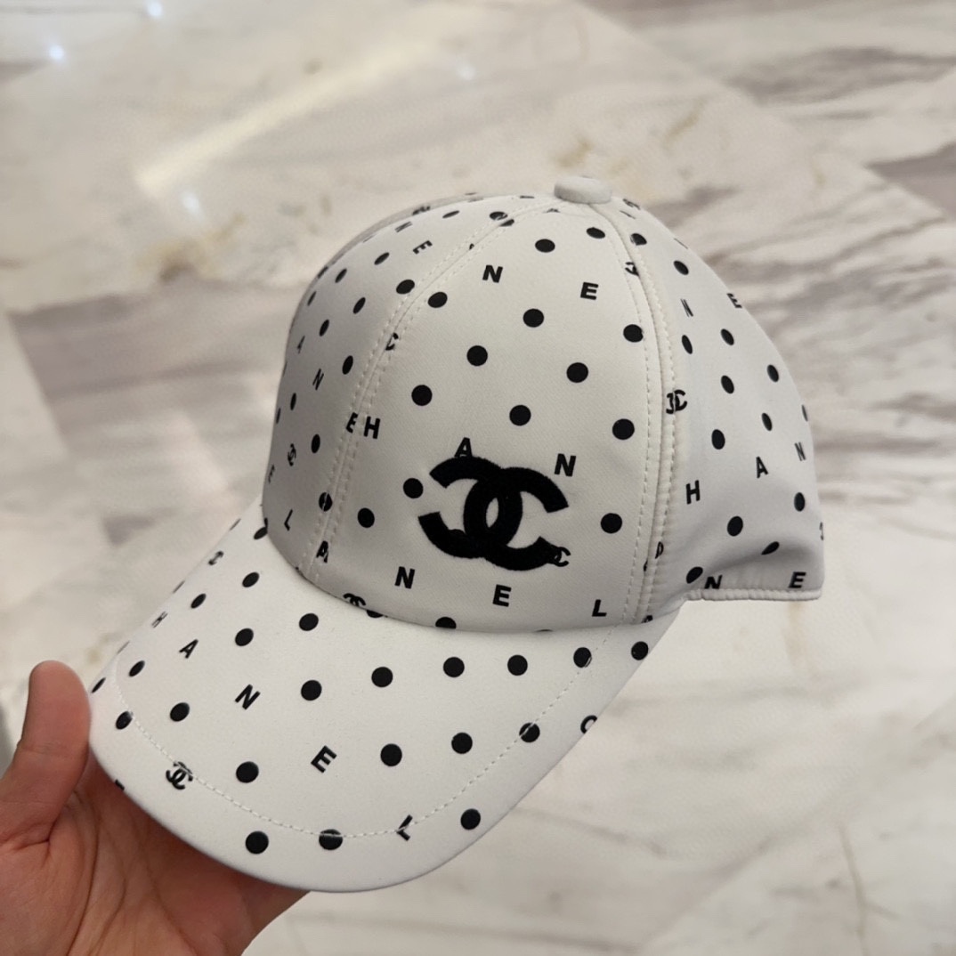 [TOP] CHANEL Baseball Cap - 2 Colors
