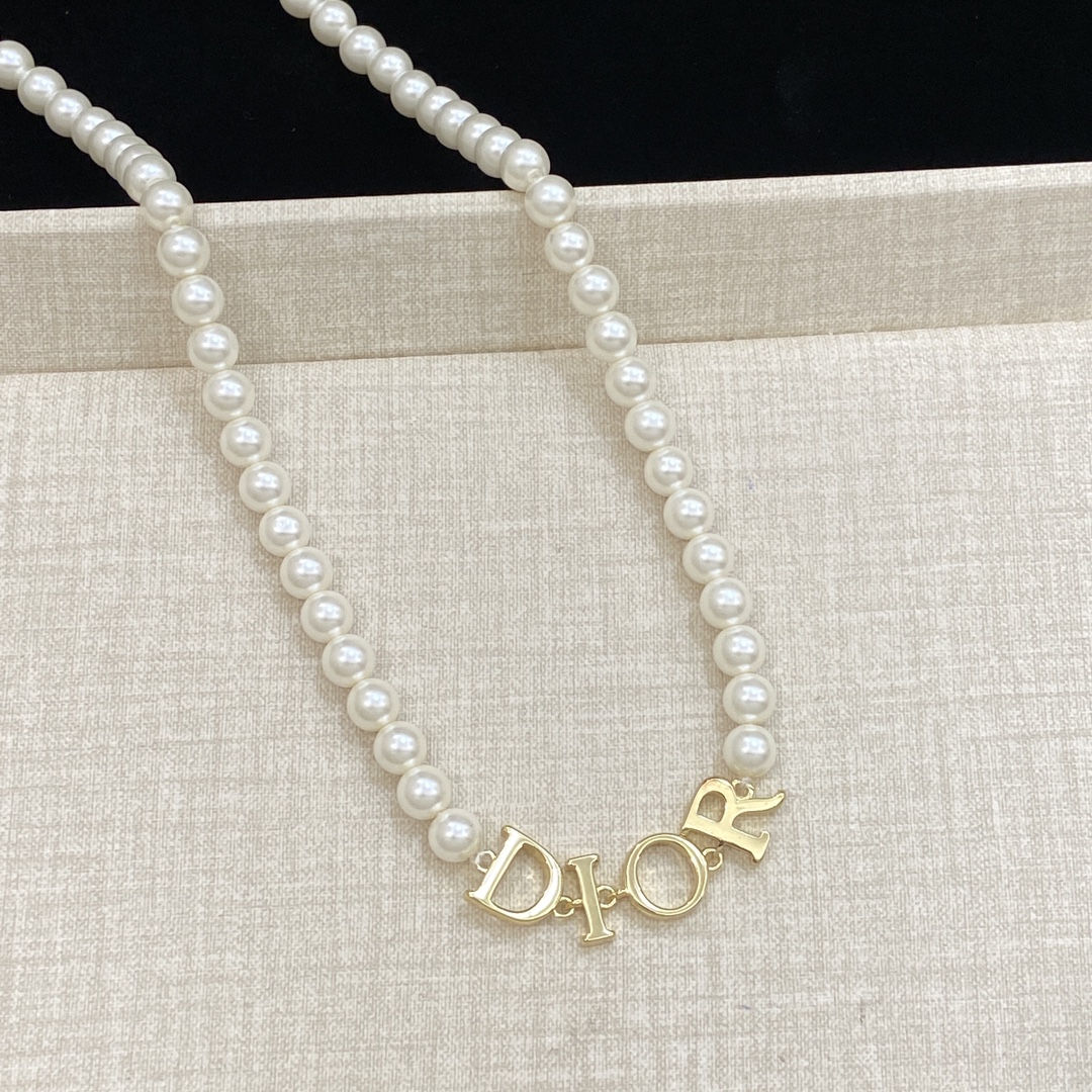 [TOP] Christian Dior Necklace/Bracelet - Gold