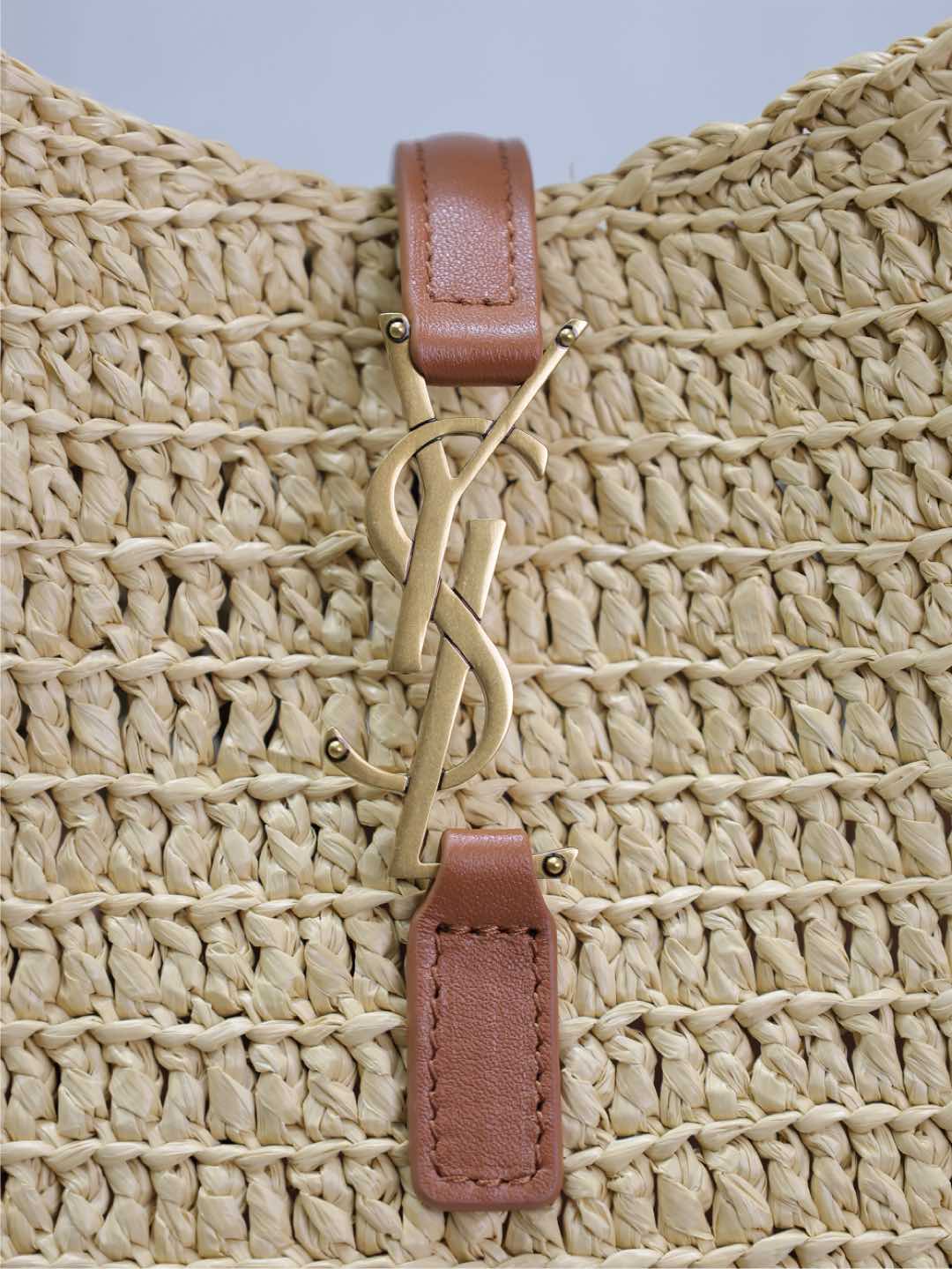 [TOP] Yves Saint Laurent YSL Le 5A7 Bag Weave Underarm Bags 23×22×8.5cm - Beige