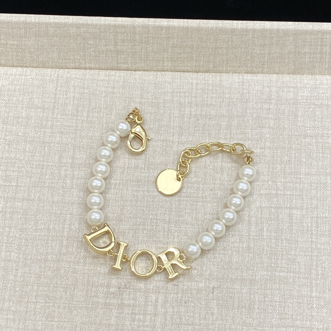 [TOP] Christian Dior Necklace/Bracelet - Gold
