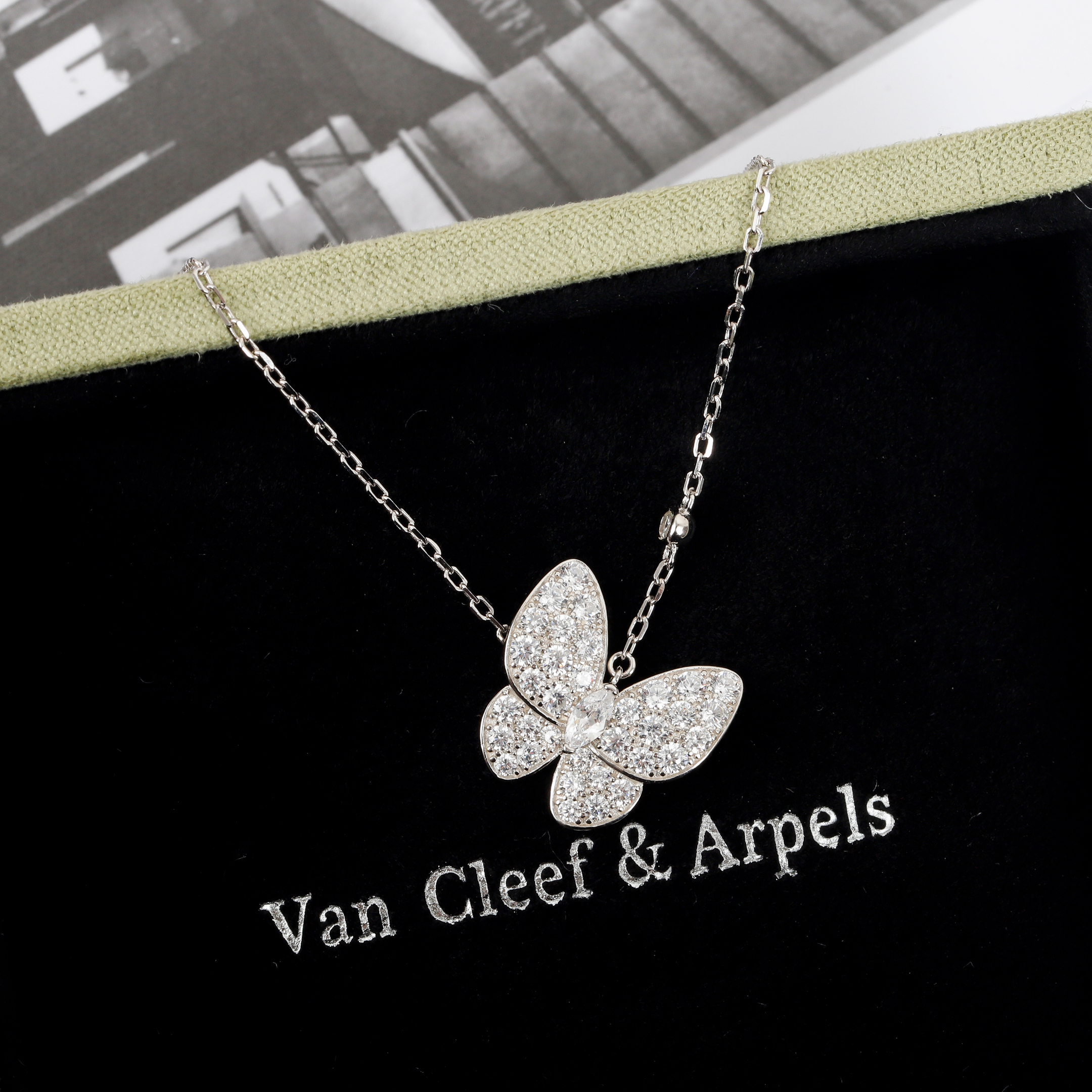 [TOP] Van Cleef & Arpels Butterfly Necklace - Silver