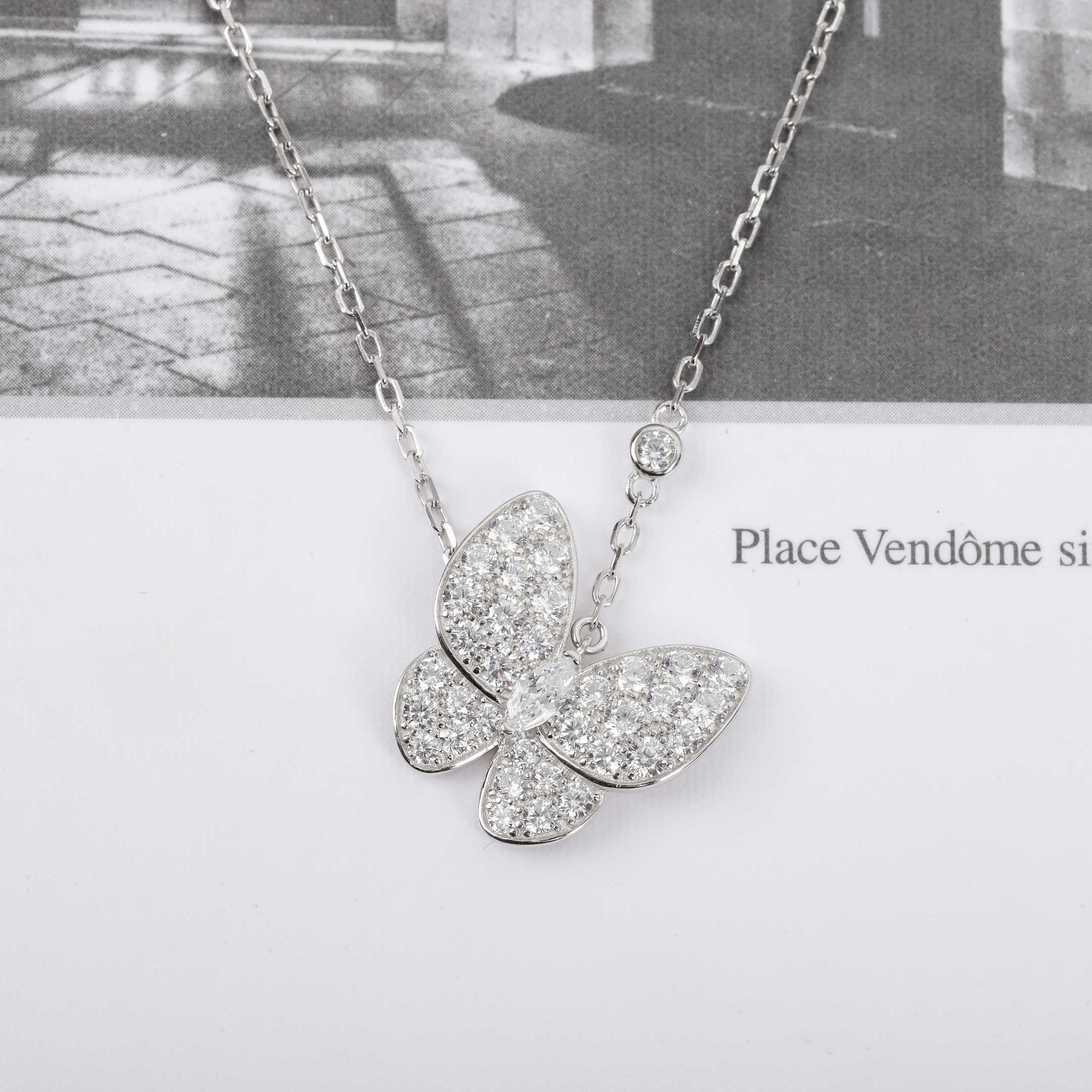 [TOP] Van Cleef & Arpels Butterfly Necklace - Silver