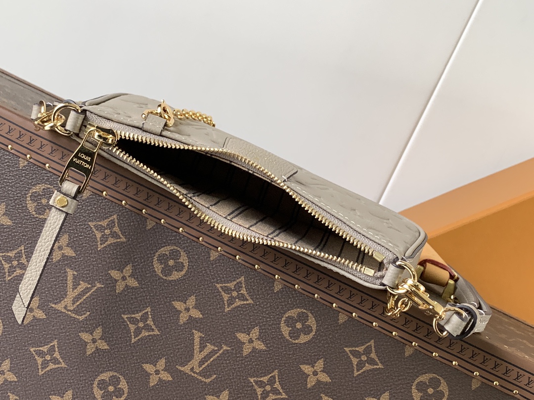 [TOP] Louis Vuitton LV Easy Pouch Bag Handbag  19*11.5*3cm - 3 Colour
