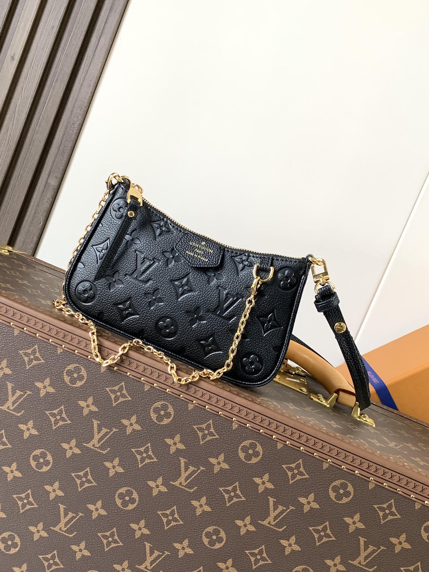 [TOP] Louis Vuitton LV Easy Pouch Bag Handbag  19*11.5*3cm - 3 Colour