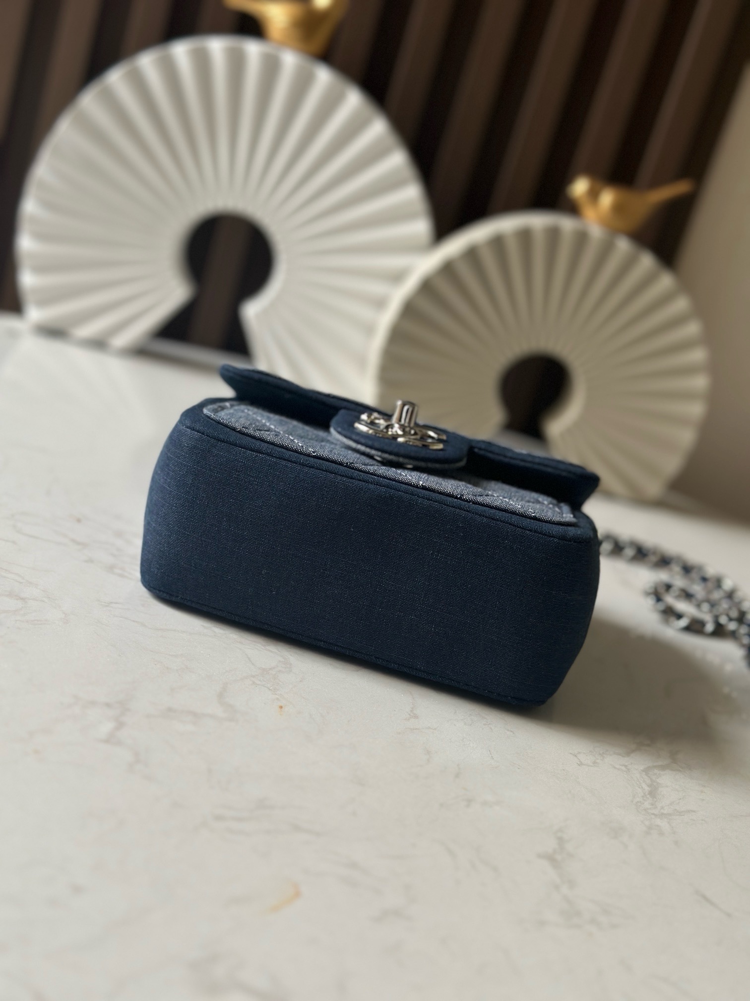 [TOP] CHANEL Denim Patchwork Flap Bag 17cm- Blue