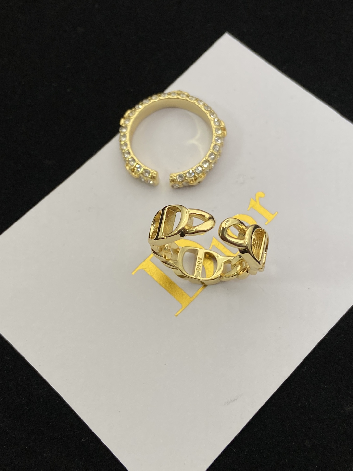 [TOP] Christian Dior set of three rings - Gold