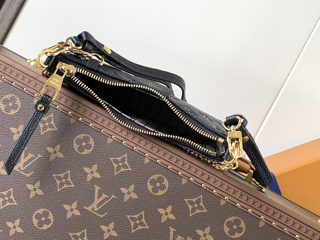 [TOP] Louis Vuitton LV Easy Pouch Bag Handbag  19*11.5*3cm - 3 Colour