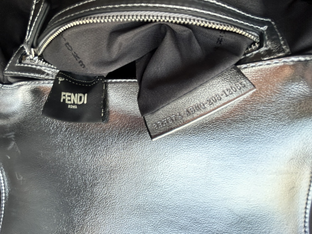 [TOP] FENDI Full Medium Baguette Bag 26*15*5cm - Silver
