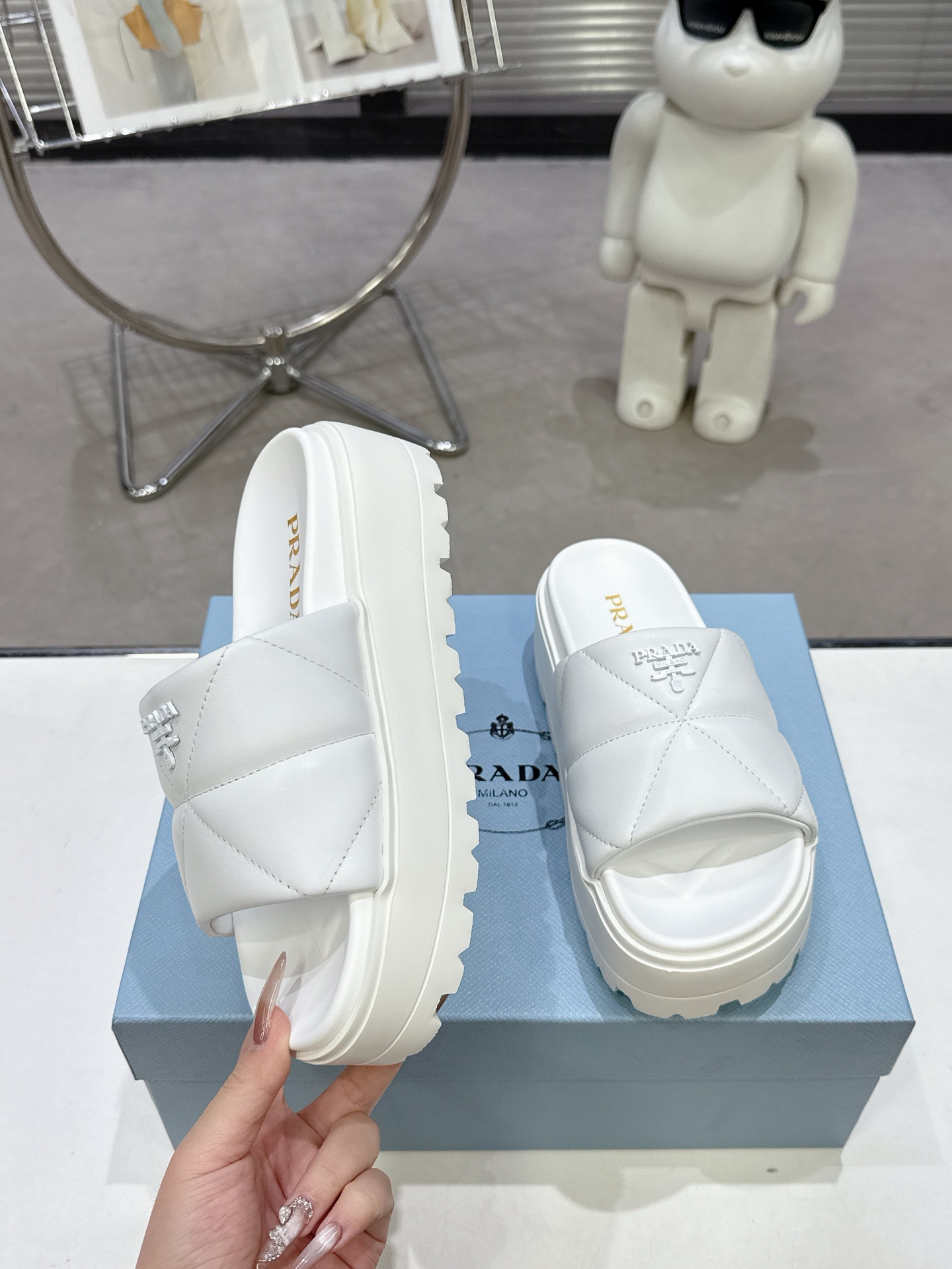 [TOP] PRADA Thick Sole Slippers - 3 Colors