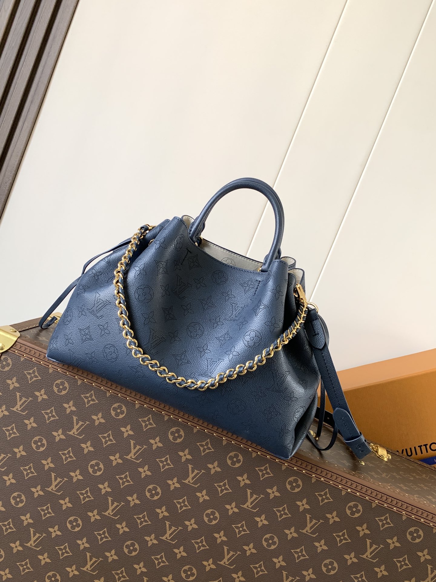 [TOP] Louis Vuitton LV Bella Tote Bag 23x13x32cm - Navy Blue