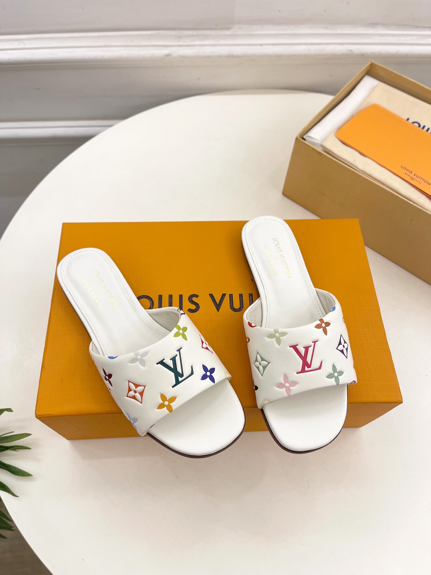[TOP] Louis Vuitton LV X TM Monogram Slippers - 3 Color