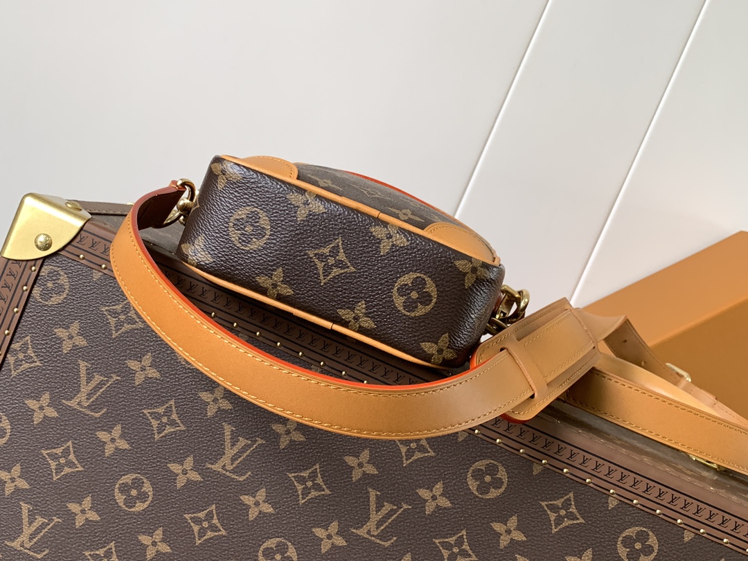 [TOP] Louis Vuitton LV Danube Crossbody Bag Cowhide 16*21*6CM - Brown