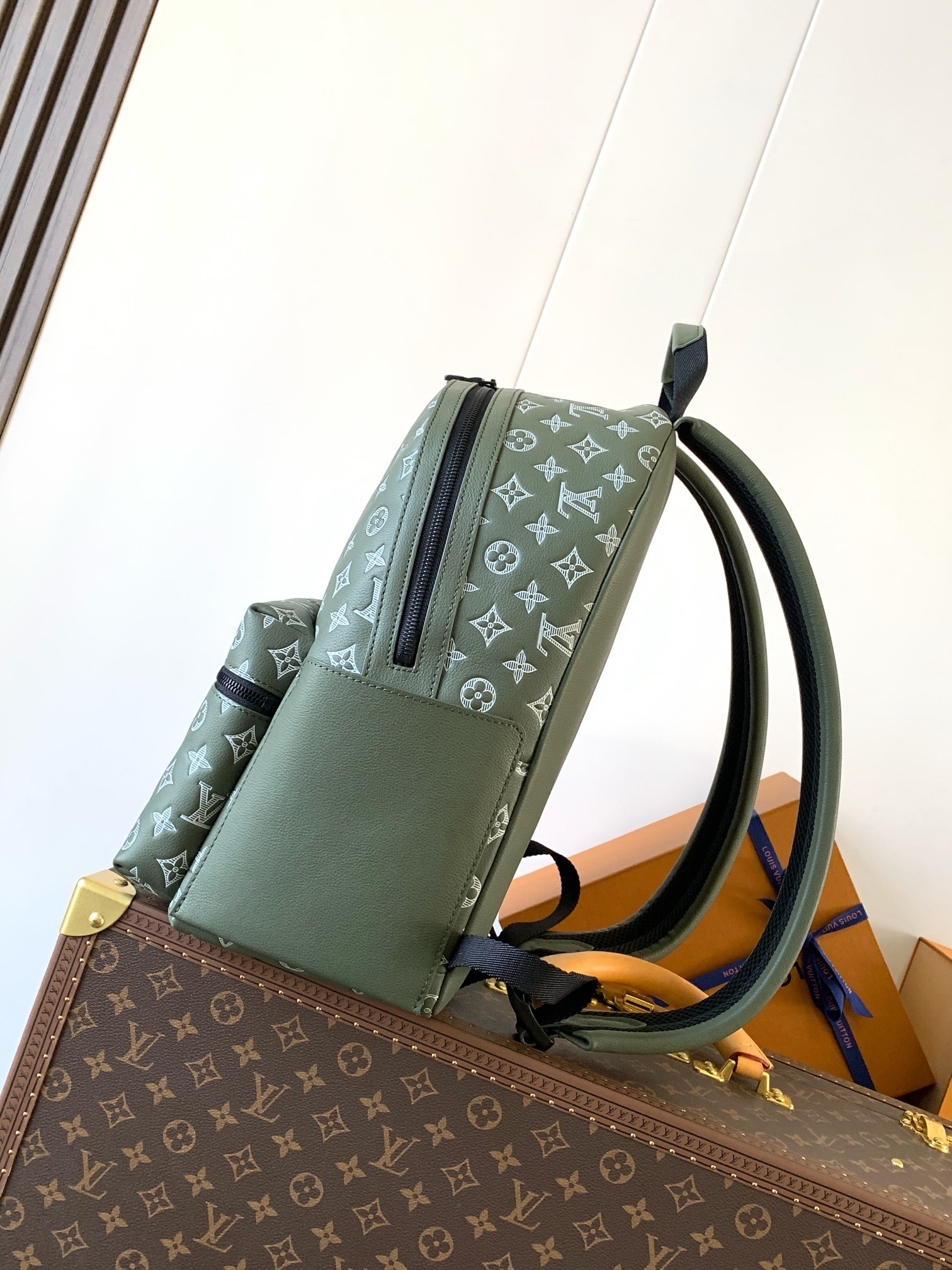 [TOP] Louis Vuitton LV Discovery Backpack Monogram Bag 29x38x20cm - Green