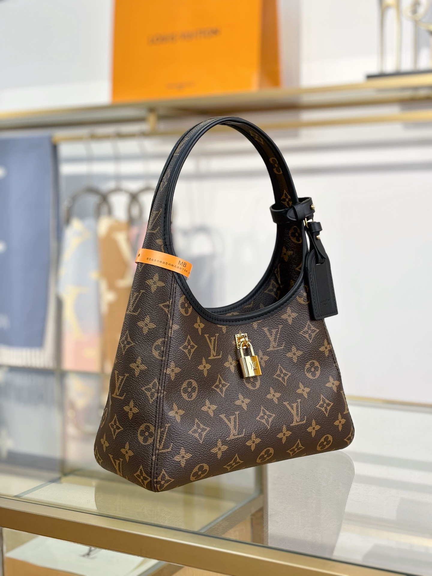 [TOP] Louis Vuitton LV The Drop Small Handbag 28x15x12cm - Brown