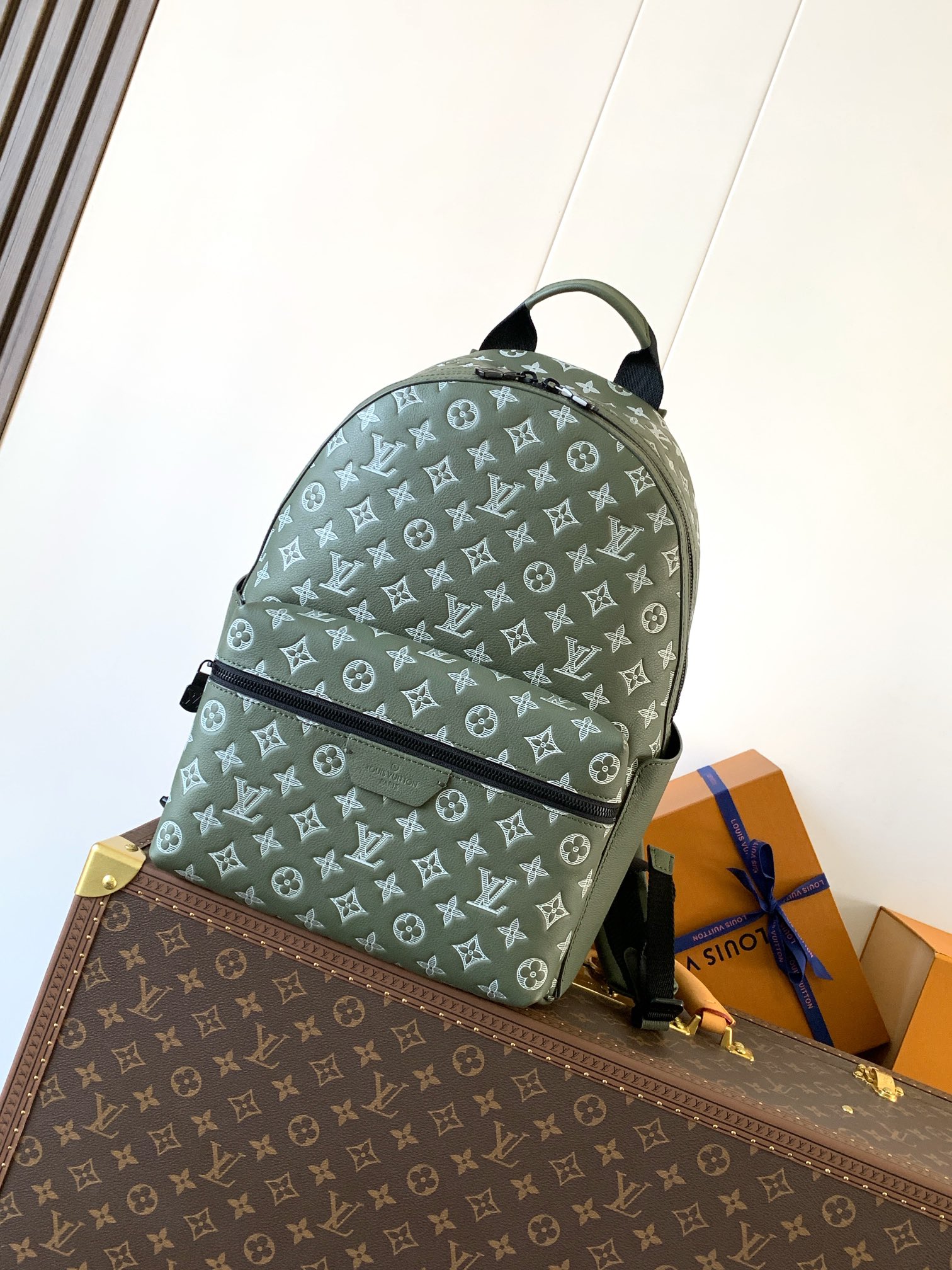 [TOP] Louis Vuitton LV Discovery Backpack Monogram Bag 29x38x20cm - Green