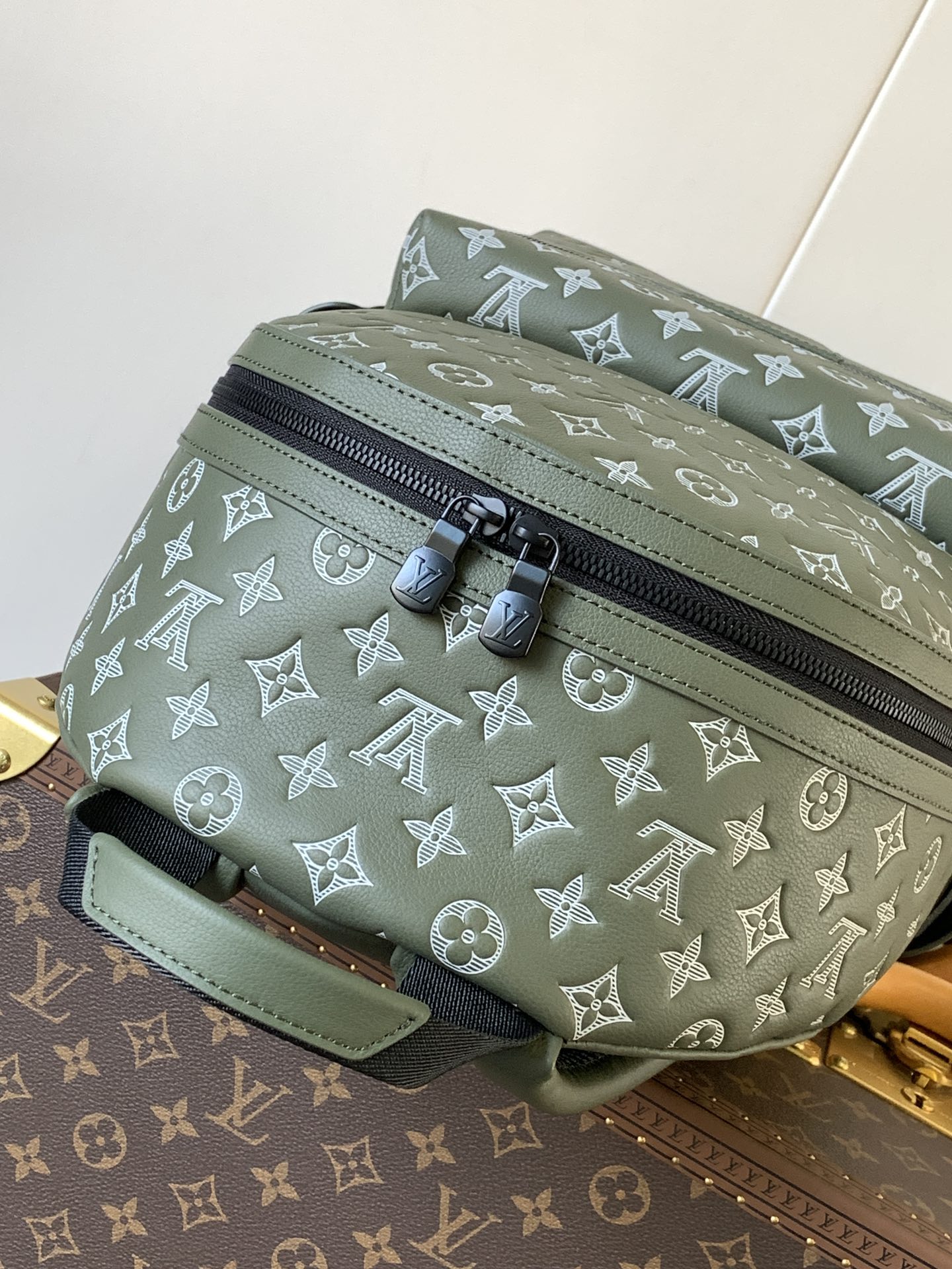 [TOP] Louis Vuitton LV Discovery Backpack Monogram Bag 29x38x20cm - Green
