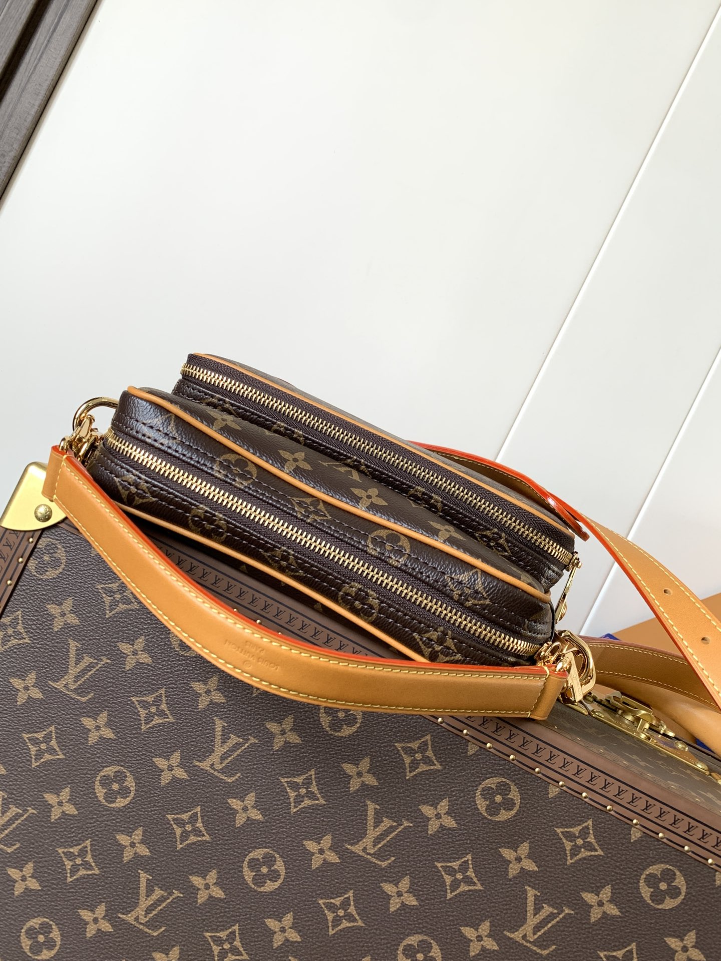 [TOP] Louis Vuitton LV Monogram Archive Nil Handbag 25*17.5*11cm - Brown
