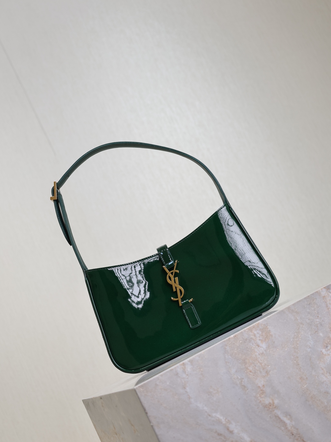 [TOP] Yves Saint Laurent YSL Le 5A7 Bag Patent Skin Underarm Bag 25X14X6cm - Green
