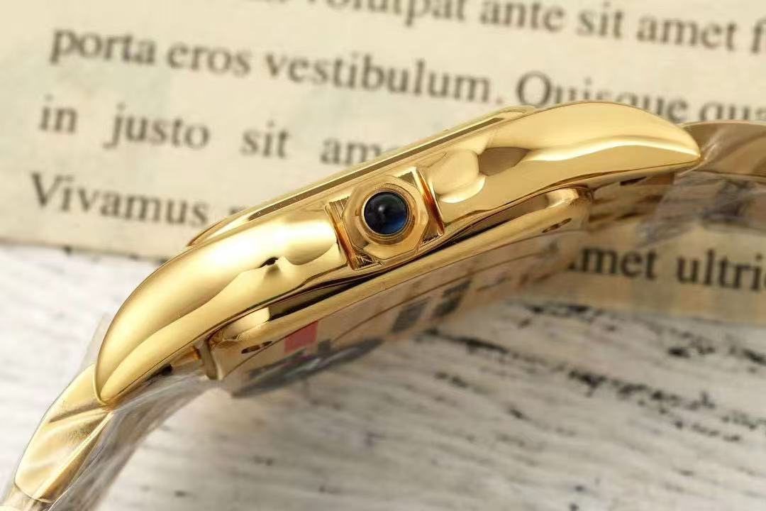 [TOP] Cartier Watch  - Gold