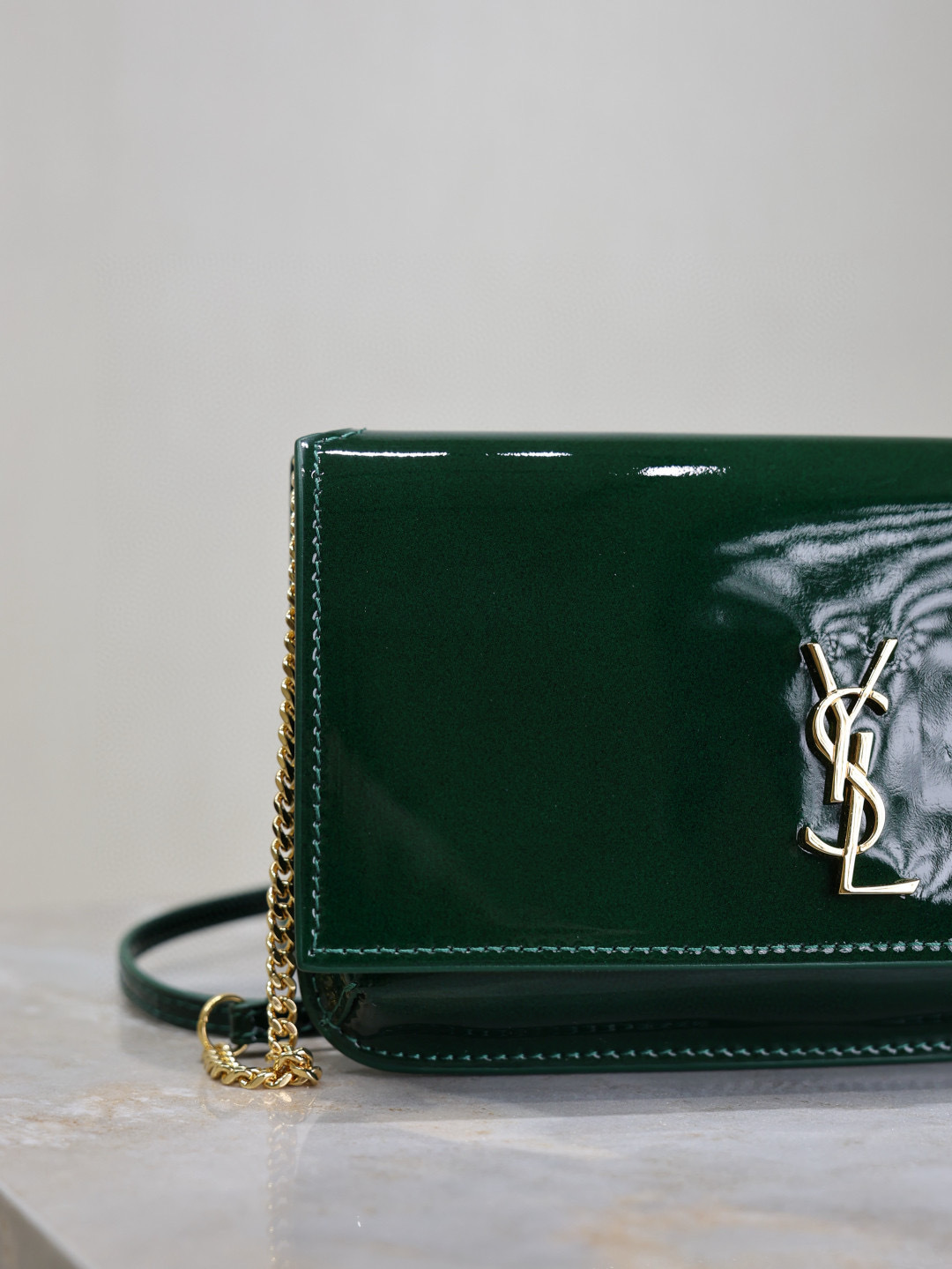 [TOP] Yves Saint Laurent YSL Kate Bag Green Patent Leather Bag18x11x2cm - Green