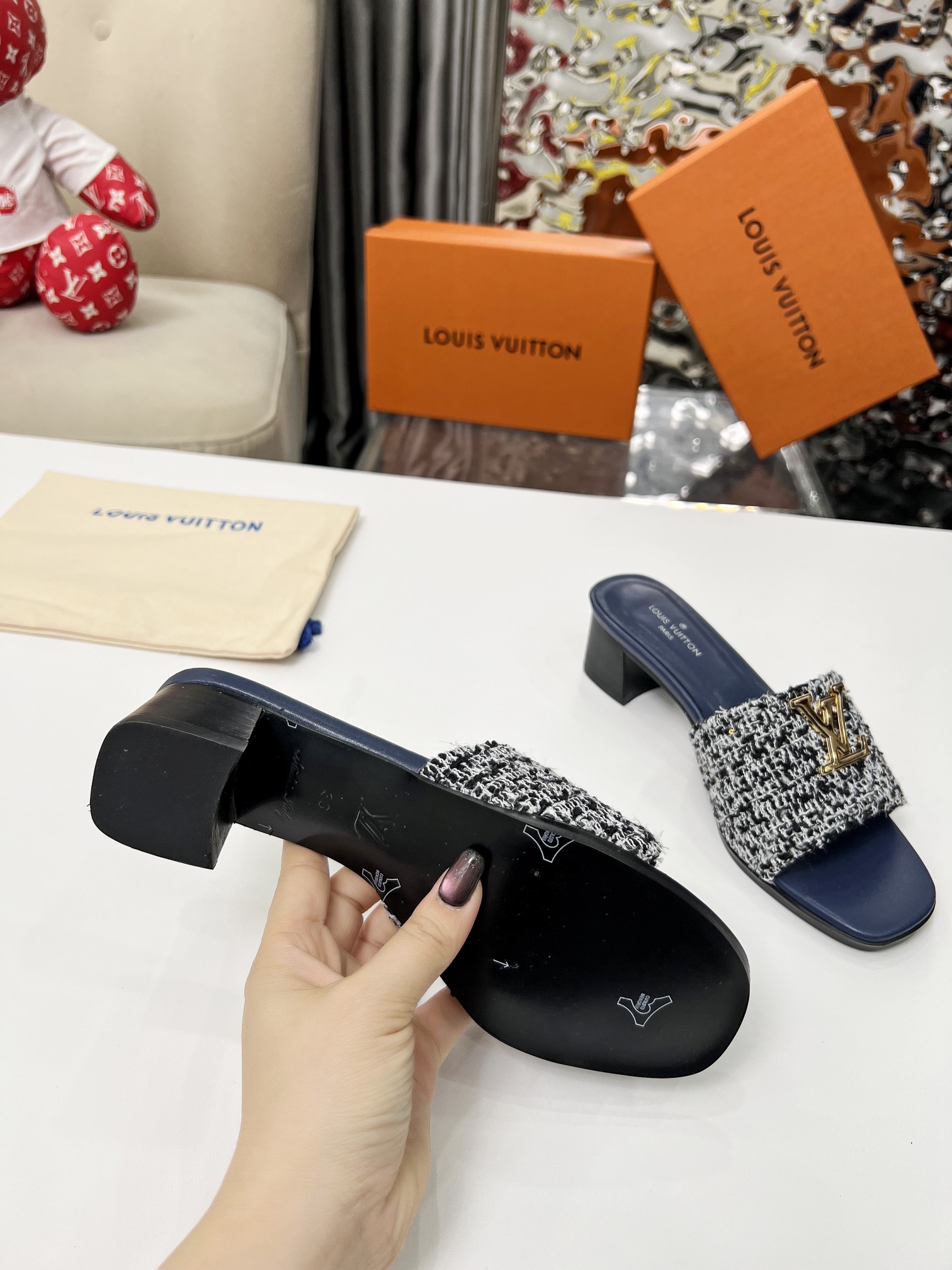 [TOP] Louis Vuitton LV High-Heeled Slippers - 4 Colour