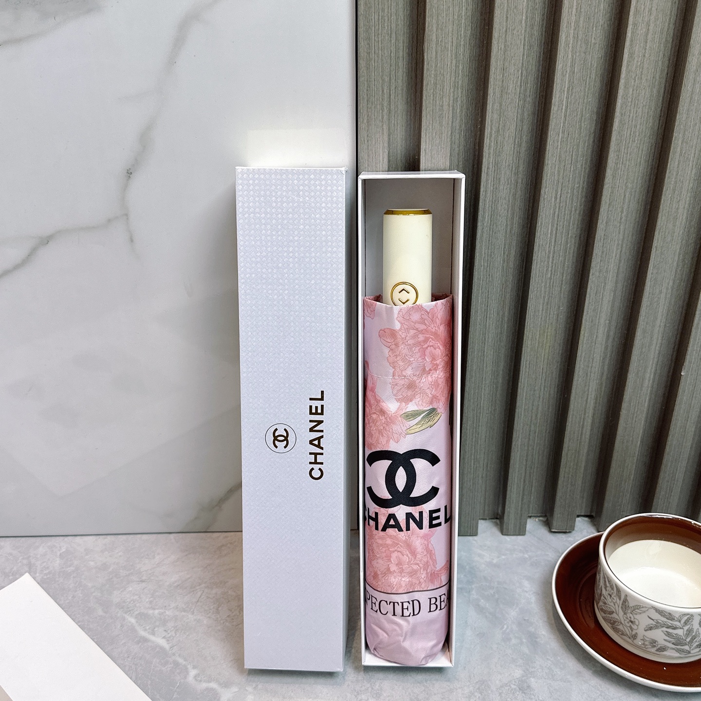 [TOP] CHANEL Umbrella - Pink