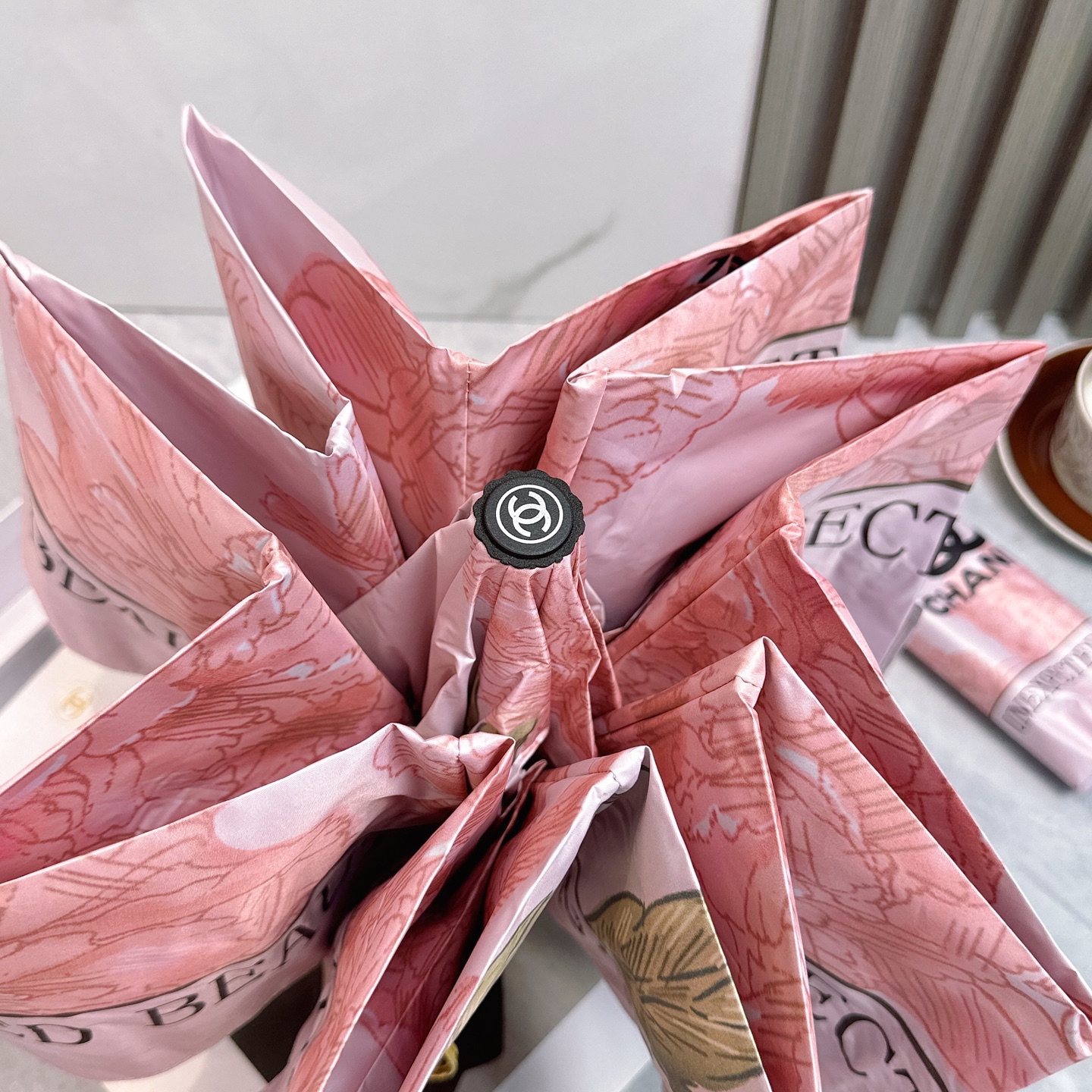 [TOP] CHANEL Umbrella - Pink