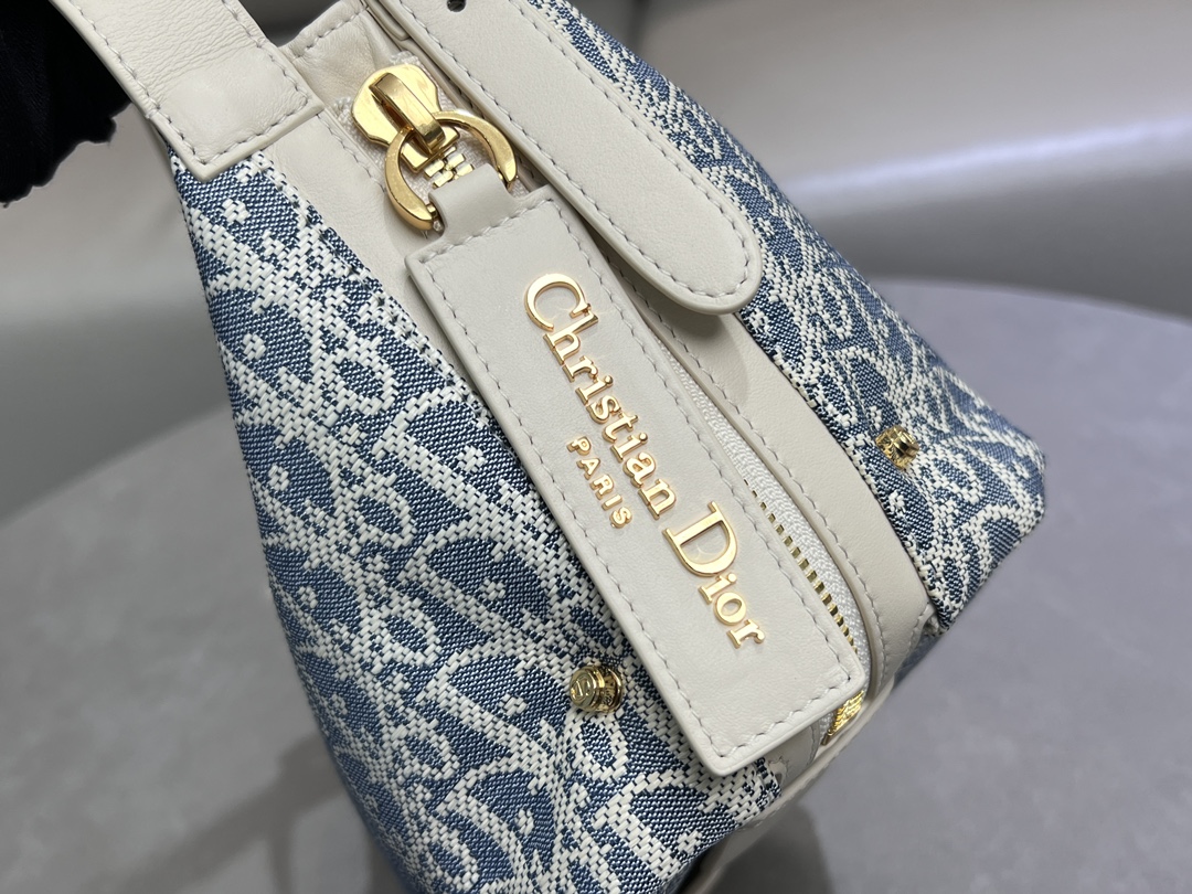 [TOP] Christian Dior D-Journey Bag 25.5×14.5×14cm/33×16×15cm - Light Blue