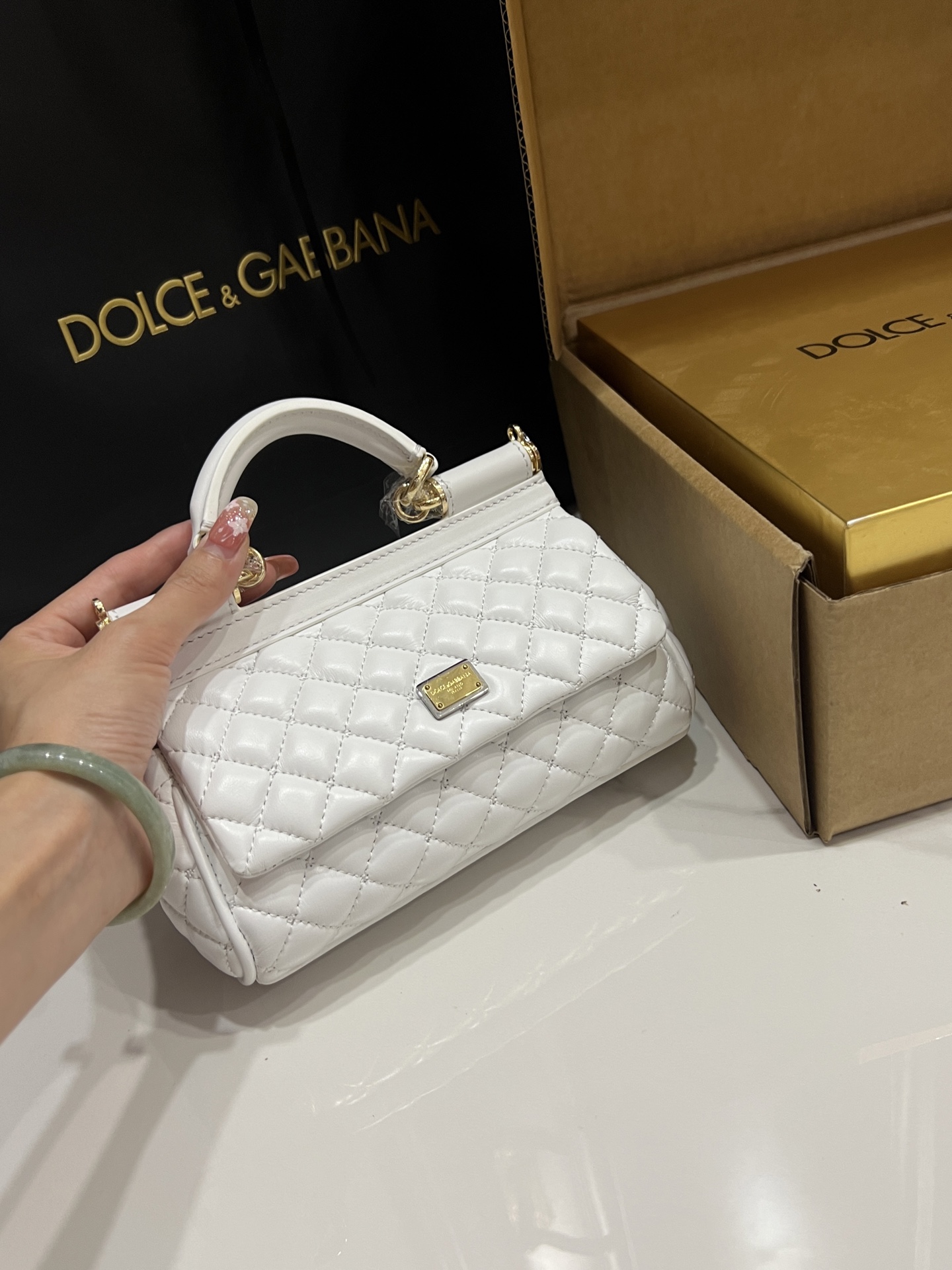 [TOP] Dolce & Gabbana D&G Calfskin Sicily Bag 18cm/20cm - White/Black