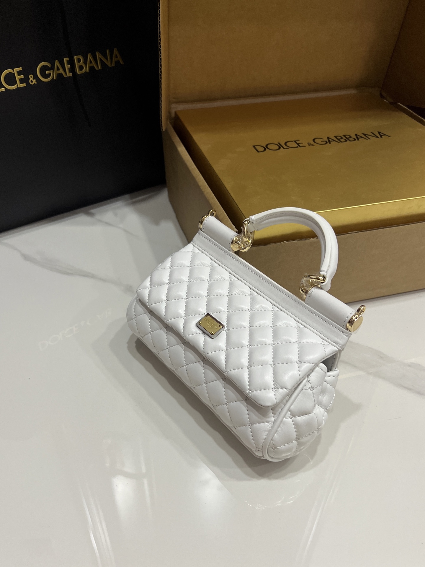 [TOP] Dolce & Gabbana D&G Calfskin Sicily Bag 18cm/20cm - White/Black