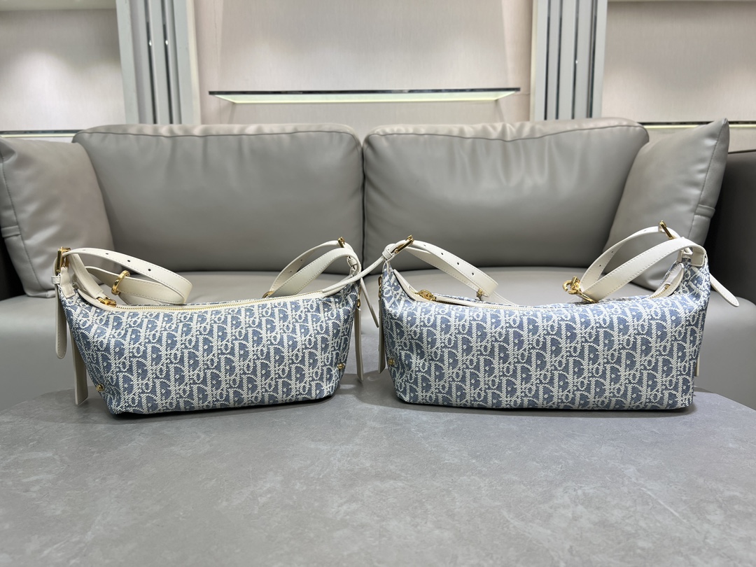 [TOP] Christian Dior D-Journey Bag 25.5×14.5×14cm/33×16×15cm - Light Blue