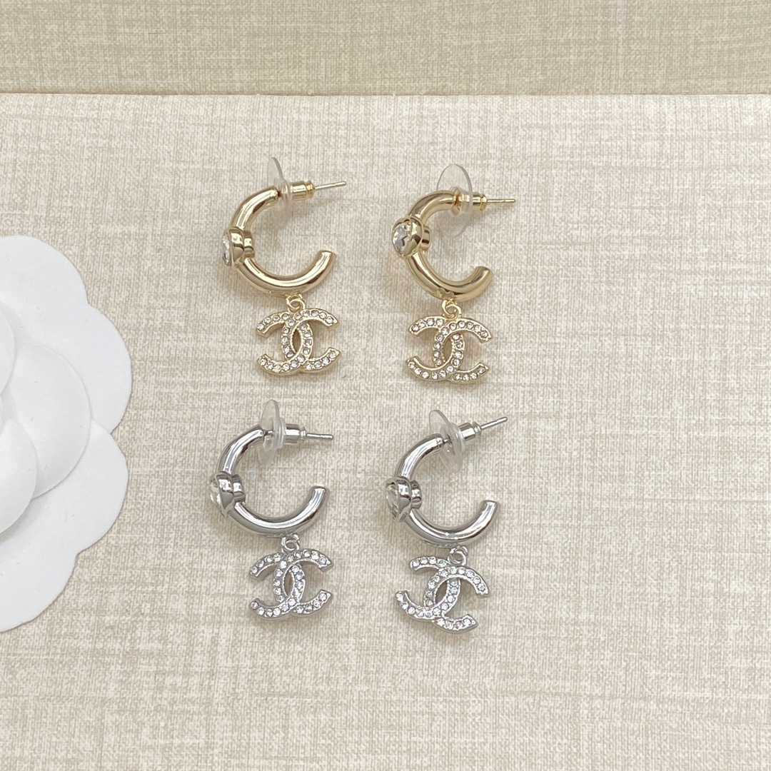 [TOP] CHANEL CC Earrings - 2 Colors