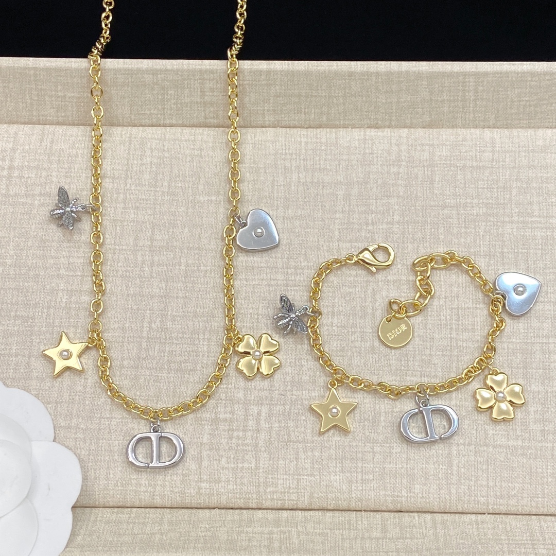 [TOP] Christian Dior Necklace/Bracelet - Gold