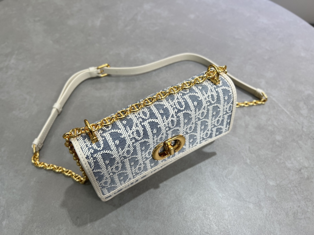 [TOP] Christian Dior Miss Caro Mini Bag 18×12×5.5cm - Light Blue