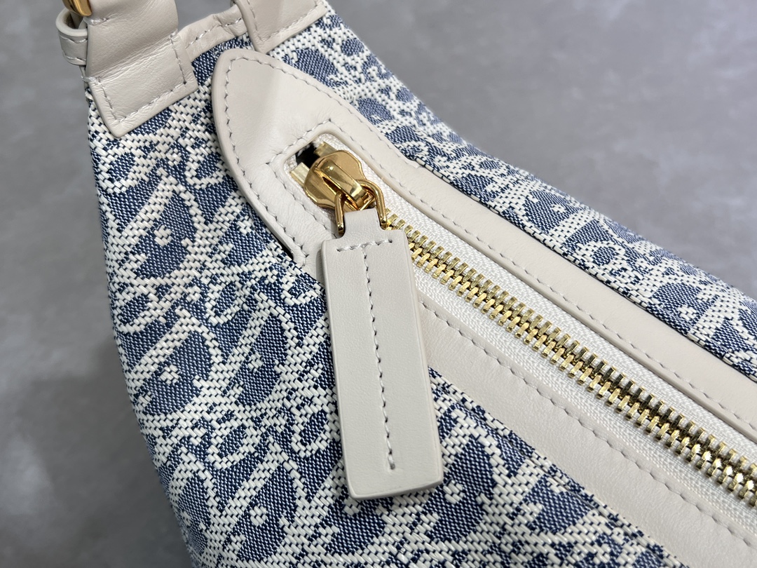 [TOP] Christian Dior D-Journey Bag 25.5×14.5×14cm/33×16×15cm - Light Blue