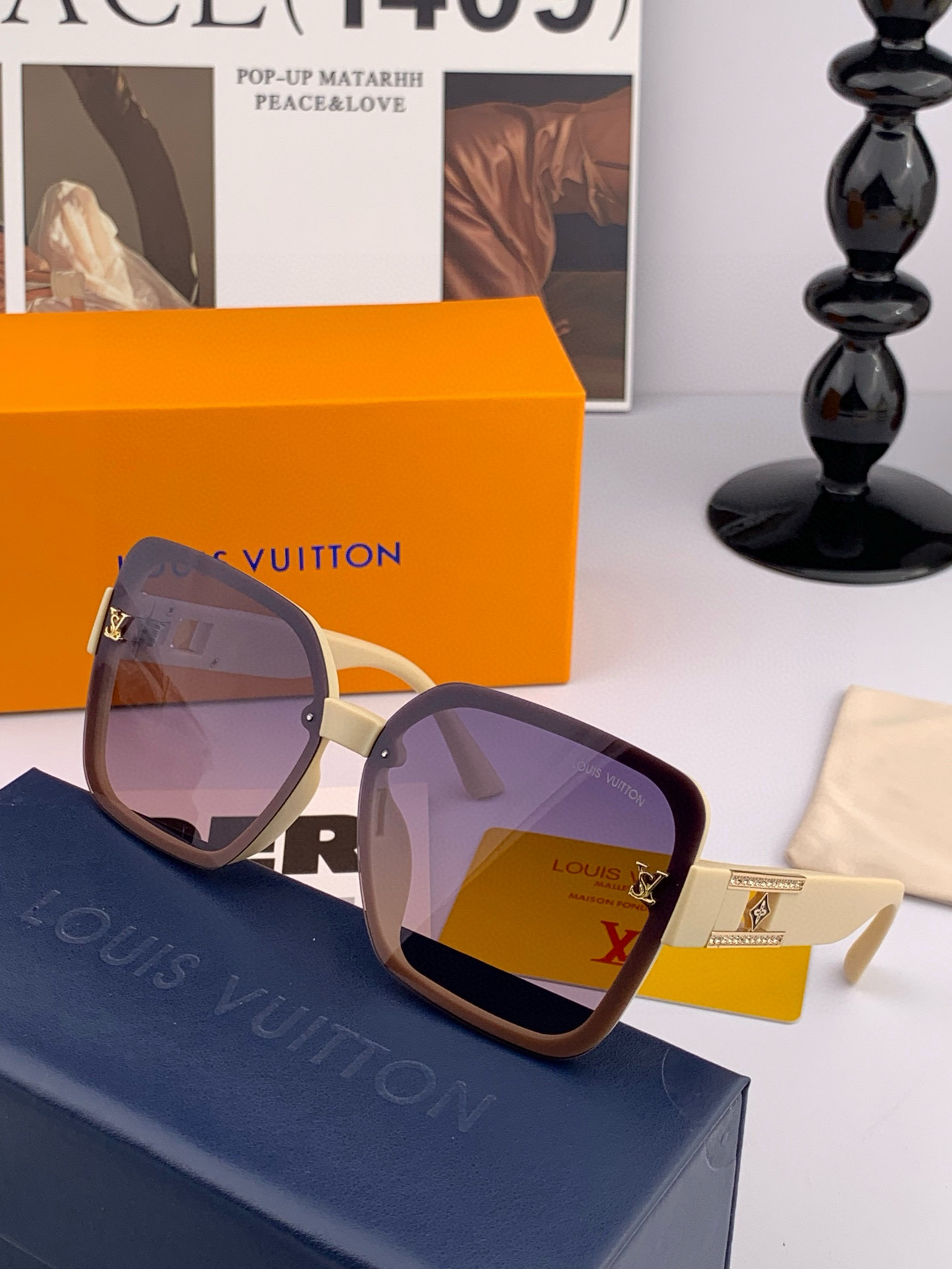 [TOP] Louis Vuitton LV Sunglasses  - 2 Color