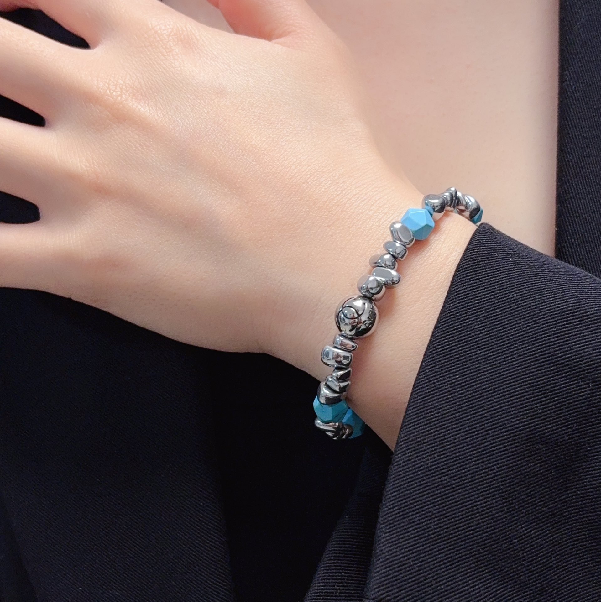 [TOP] CHANEL CC Turquoise Bracelet - Silver