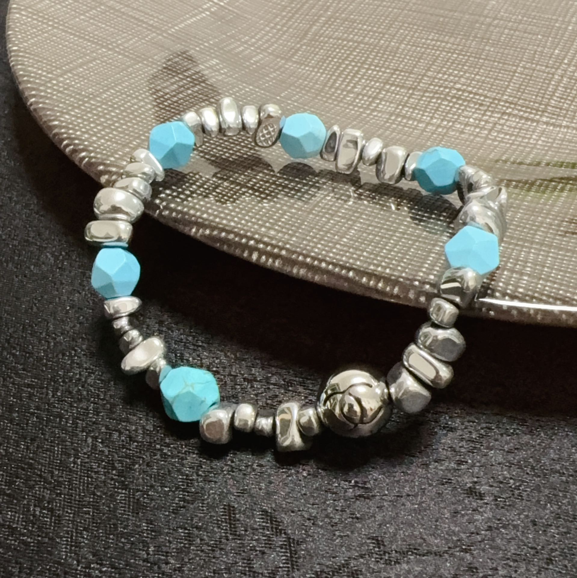 [TOP] CHANEL CC Turquoise Bracelet - Silver
