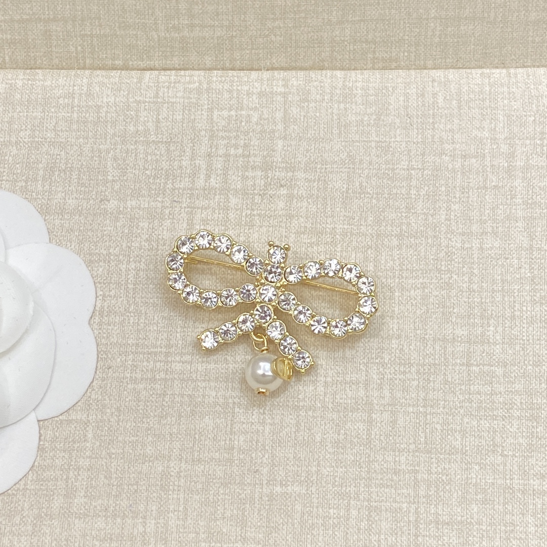 [TOP] Christian Dior Necklace/Bracelet/Earrings/Brooch - Gold