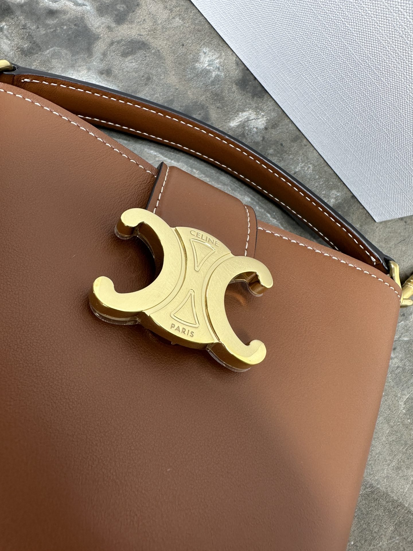 [TOP] CELINE Louise Bucket Bag 16x13.5x10cm - 4 Colour