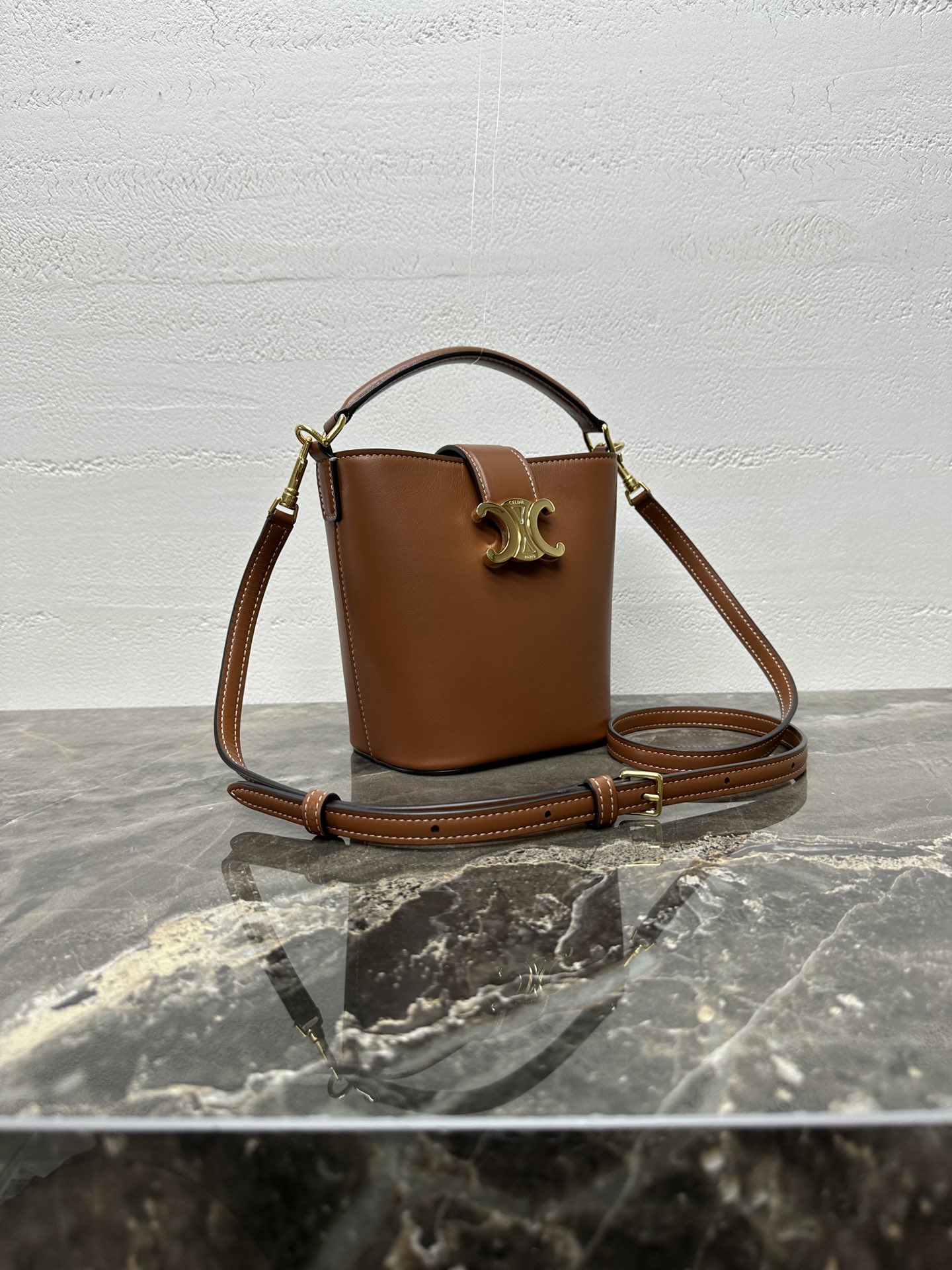 [TOP] CELINE Louise Bucket Bag 16x13.5x10cm - 4 Colour