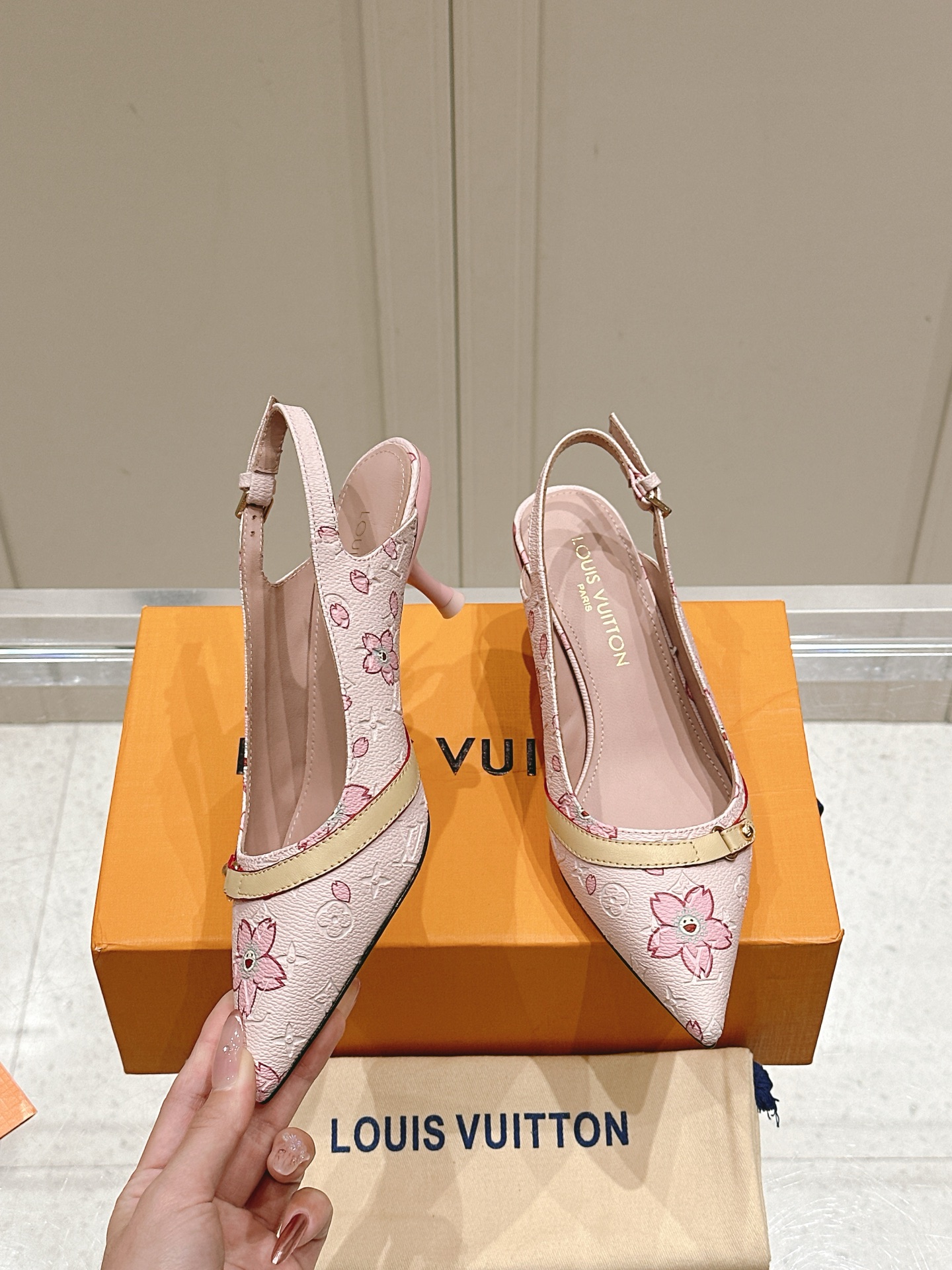 [TOP] Louis Vuitton LV 4.5cm Mid Heek Mules - 6 Color