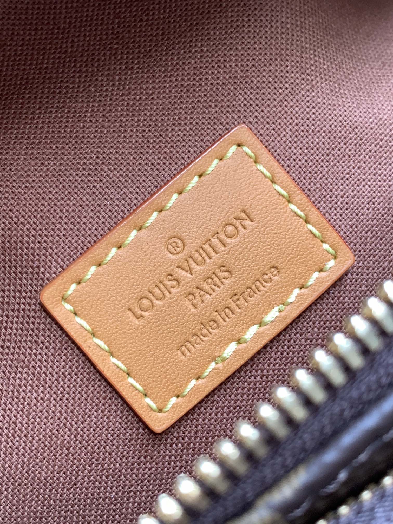 [TOP] Louis Vuitton LV Monogram Shadow Rush Bag 30x15x8cm - Brown