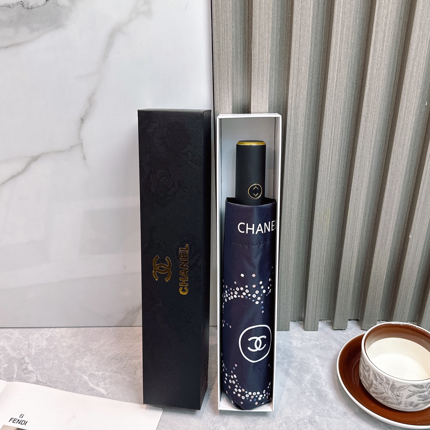 [TOP] CHANEL Umbrella - 2 Colors