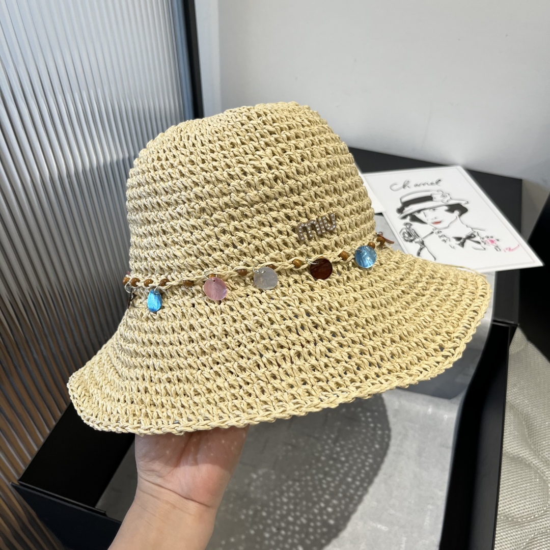 [TOP] Miu Miu Weaving Hat - Beige