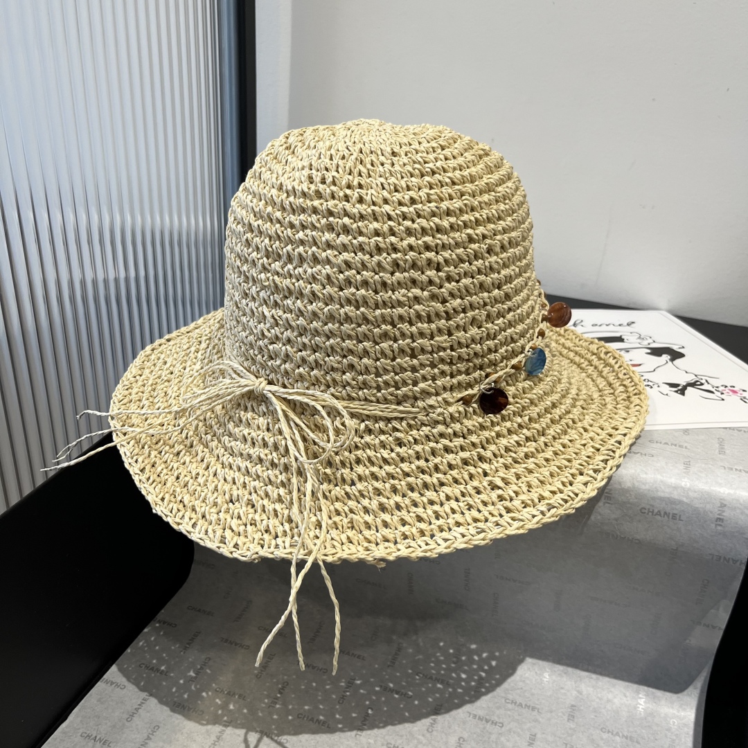 [TOP] Miu Miu Weaving Hat - Beige