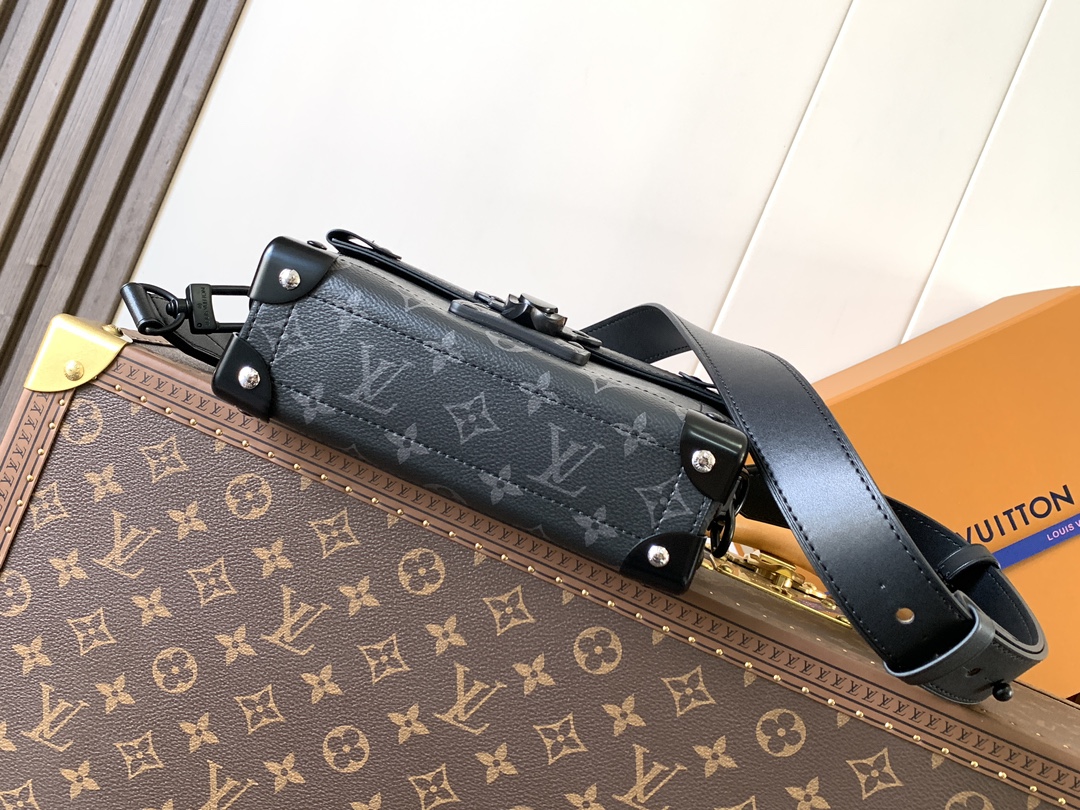 [TOP] Louis Vuitton LV  Soul Trunk Handbag 19x15x7cm - Black