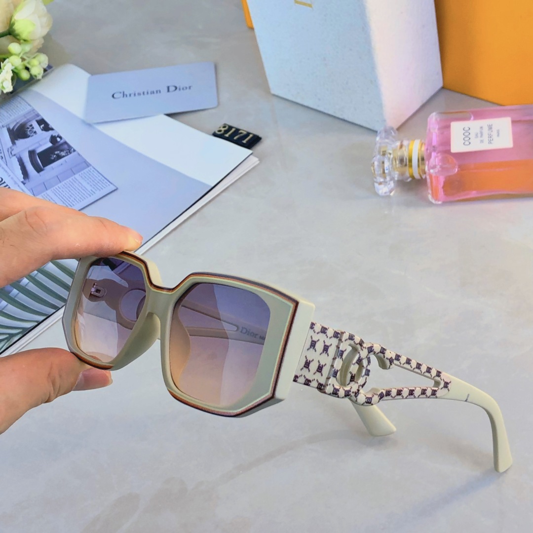 [TOP] Christian Dior  Sunglasses - 3 Color