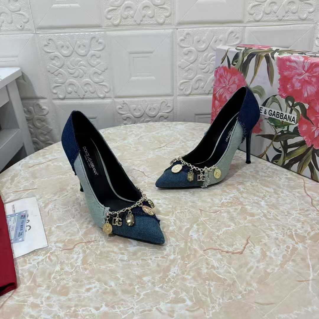 [TOP] Dolce & Gabbana D&G Charm Embellished Pointed Toe Pump - Blue